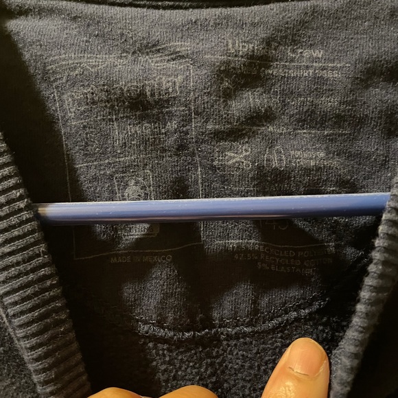 Patagonia P-6 Label Uprisal Crew Sweatshirt size small additional pictures show - Picture 3 of 5